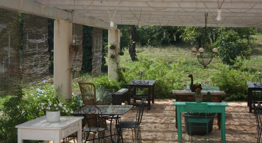 I Trulli Di Acquarossa Aparthotel Cisternino Kültér fotó